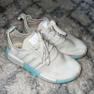 Adidas NMD_R1 cloud white clear aqua
